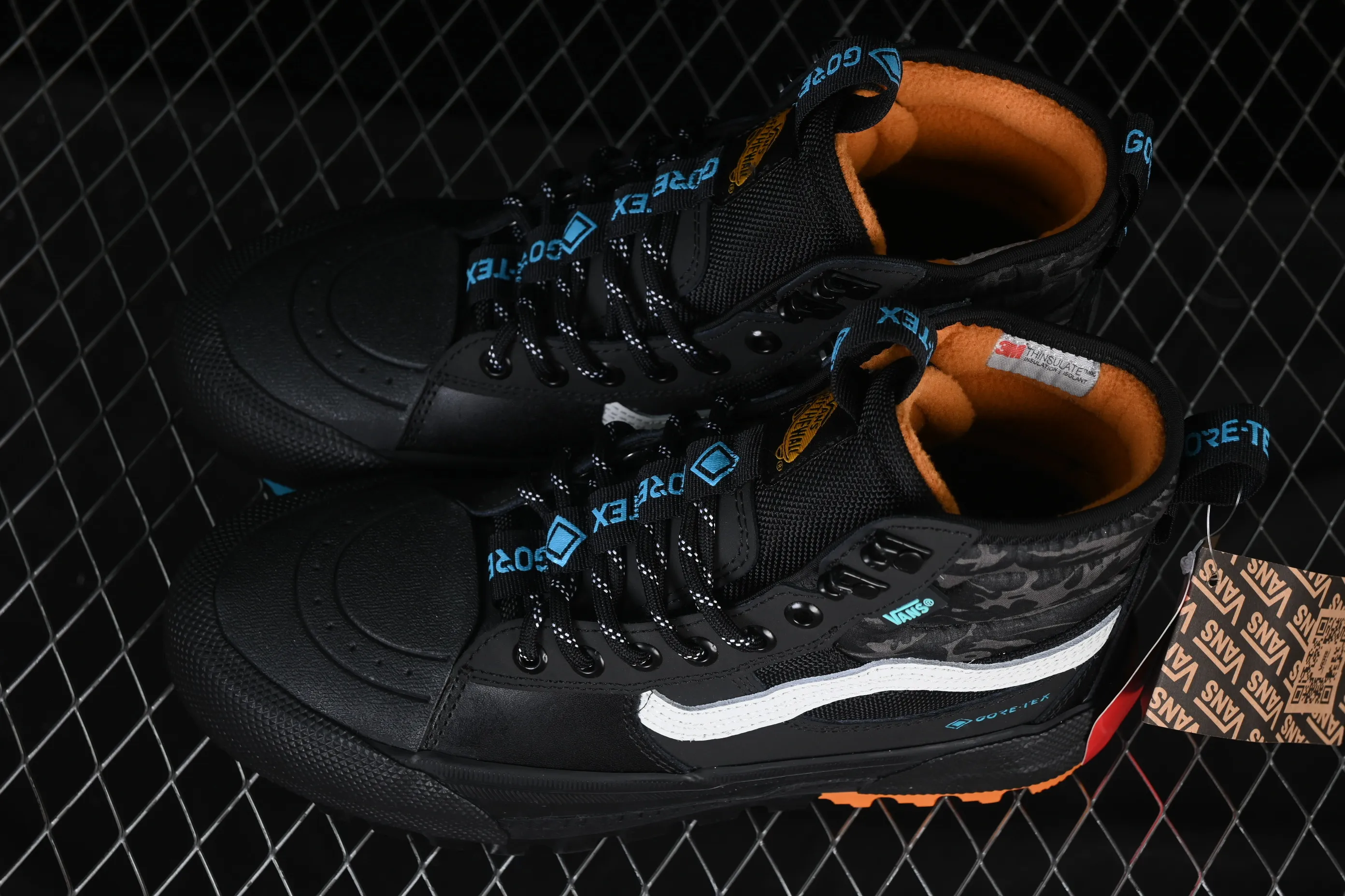 All categories Vans Vans series Vans Hi Vans high-top Vans Sk8-Hi Gore Te Outdoor adventure series round-toe lace-up high-top outdoor functional casual shoes VN0A5I11A0D